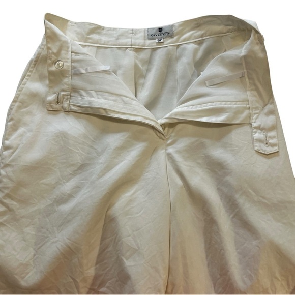 Givenchy Women’s Longline Golf Shorts White Pockets modest high rise 26 vintage - Picture 9 of 16